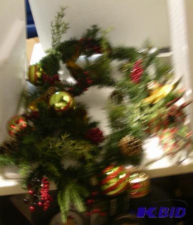 lot 82 image: Decorated LED Spiral Ball Lighted Garland -&n...