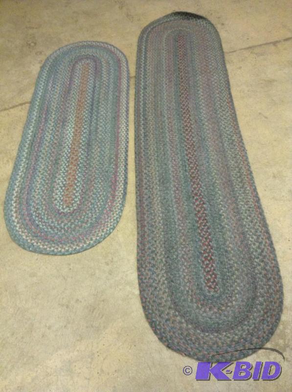 lot 103 image: 2 Oval Braided Rugs