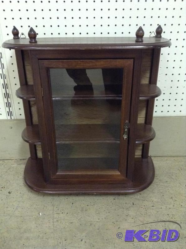lot 13 image: Vintage Wooden Wall Cabinet