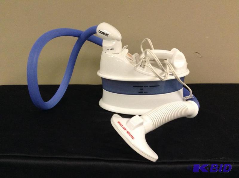 lot 189 image: Conair Small Portable Clothes Steamer