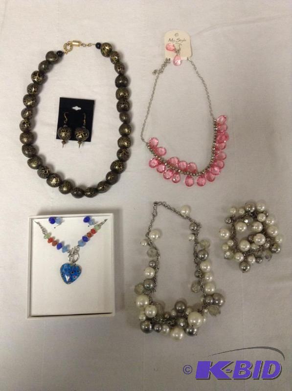 lot 37 image: 4 Sets Fashion Necklaces Matching Earrings