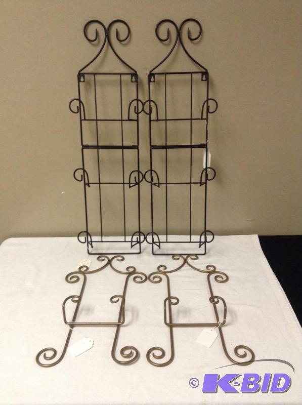 lot 54 image: 4 Plate Racks