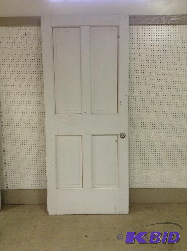 lot 6 image: Vintage Four Panel Wood Door