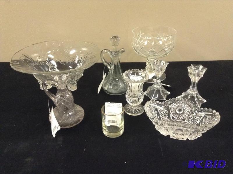 lot 86 image: Assortment Clear Glassware