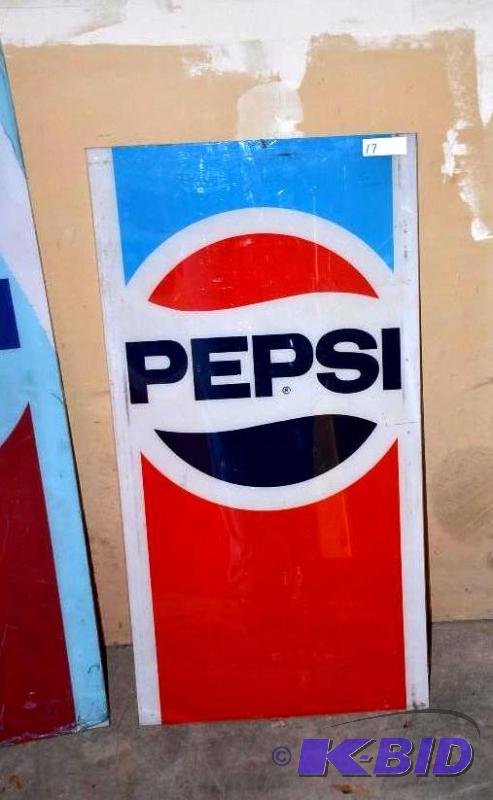 lot 17 image: Vintage Mini Pepsi Acrylic Store Advertising ...