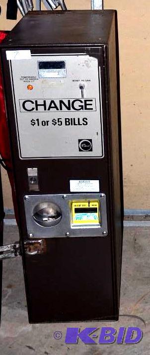 lot 7 image:  $1 or $5 &nbspDollar Bill Change Machi...