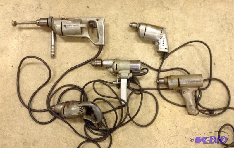 lot 15 image: More Vintage Drills