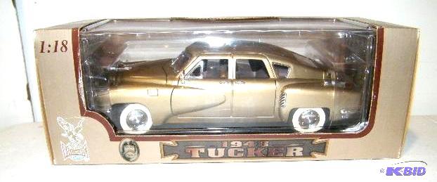 Item No Die-cast Model Car 92268 Road Legends 1:18 Scale 1948 Tucker New Old Stock Road Legends