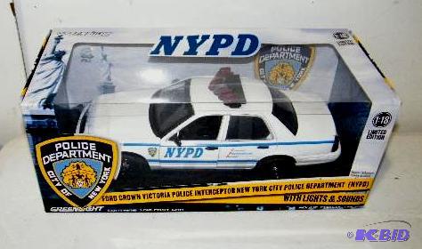 lot 9 image: Ford Crown Victoria Police Interceptor - City...