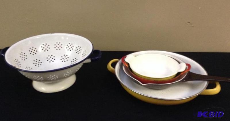 lot 101 image: Enamel Ware Kitchen Pans and Colander - Le Creuset and more