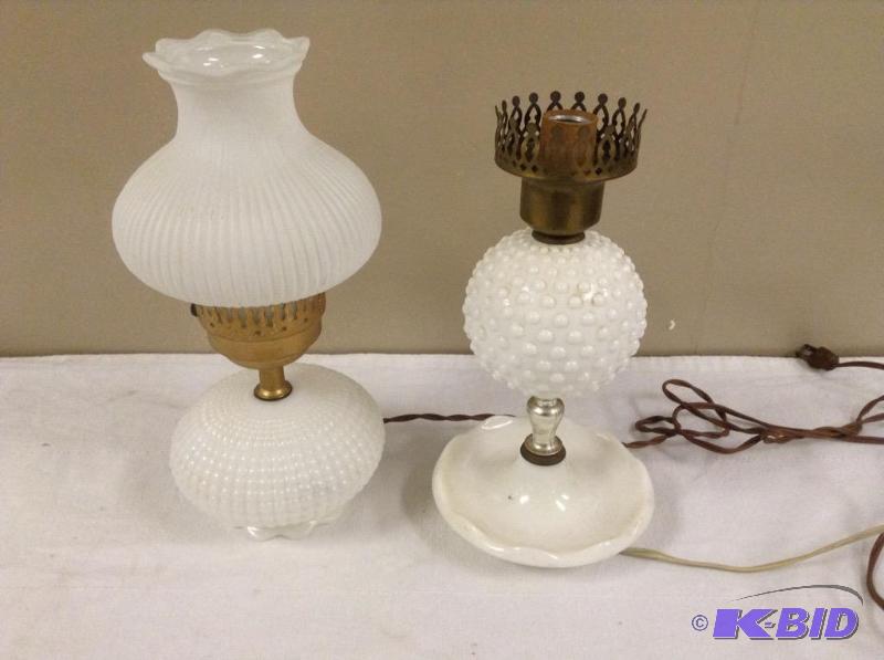 lot 13 image: Vintage Milk Glass Night Stand Lamps