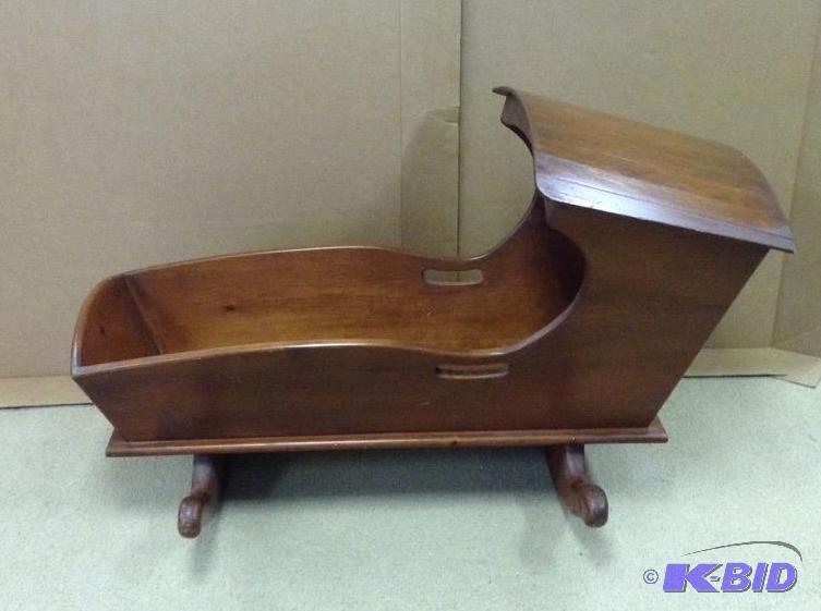 lot 53 image: Expertly Crafted Hand Crafted Cradle