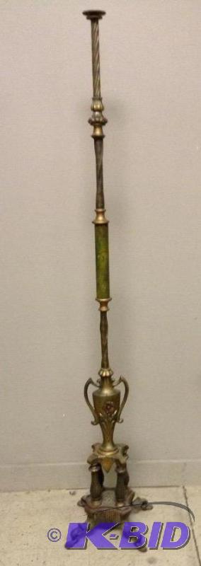 lot 63 image: Very Ornate AntiqueVintage Lamp Pole