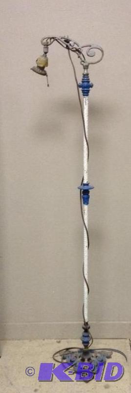 lot 65 image: Bridge Arm Lamp with Painted Base and Pole