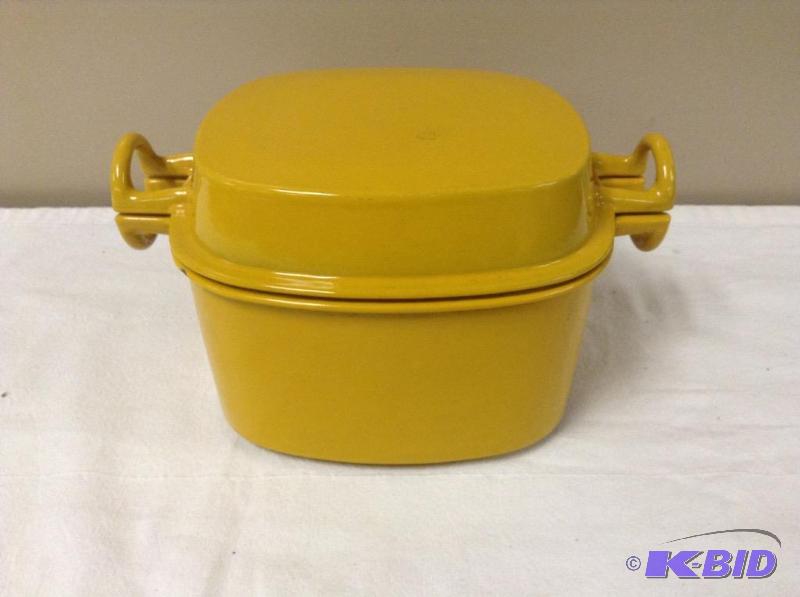 lot 71 image: Yellow Cast Iron Enameled Covered Casserole