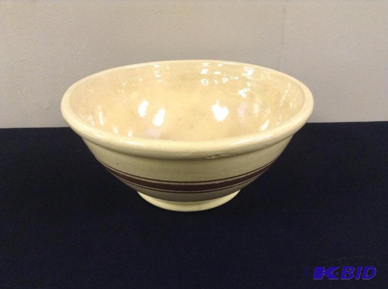 lot 74 image: Vintage Stoneware Yellow & Brown Band Bowl