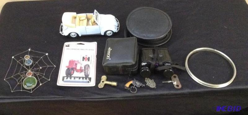 lot 95 image: Selection of Collectibles