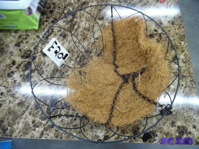 WIRE PLANTER