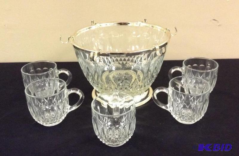 lot 10 image: Durham Crystal Silvertone Rim Punch Bowl wCups