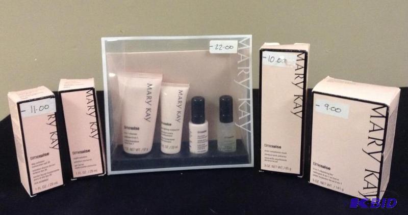 lot 39 image: Mary Kay Timewise Skin Care Products