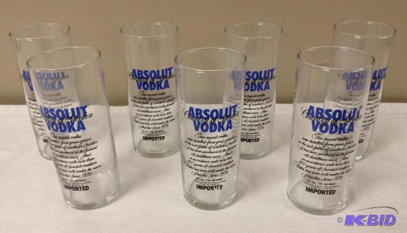 lot 52 image: 7 Absolut Vodka Bar Drink Glasses