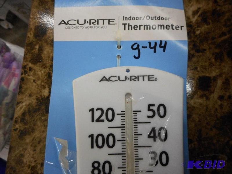 INDOOROUTDOOR THERMOMETER