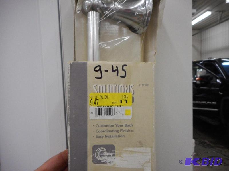 TOWEL BAR