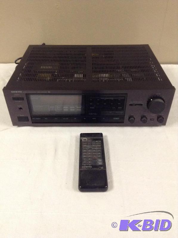 lot 19 image: Onkyo Tuner Amplifier TX-830