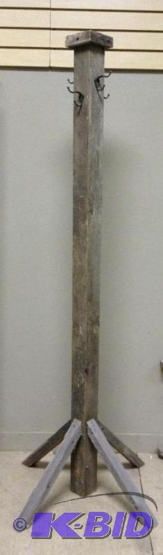 lot 67 image: Hand Crafted Freestanding Coat Rack
