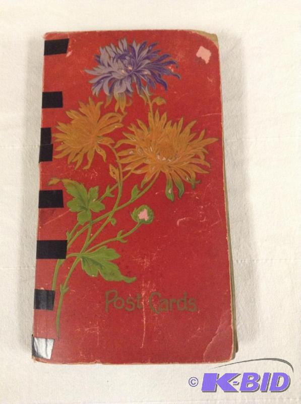 lot 8 image: Vintage Postcard Album with Postcards