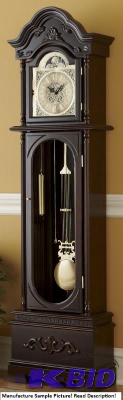 Classic Grandfather Clock - This grandfather ...