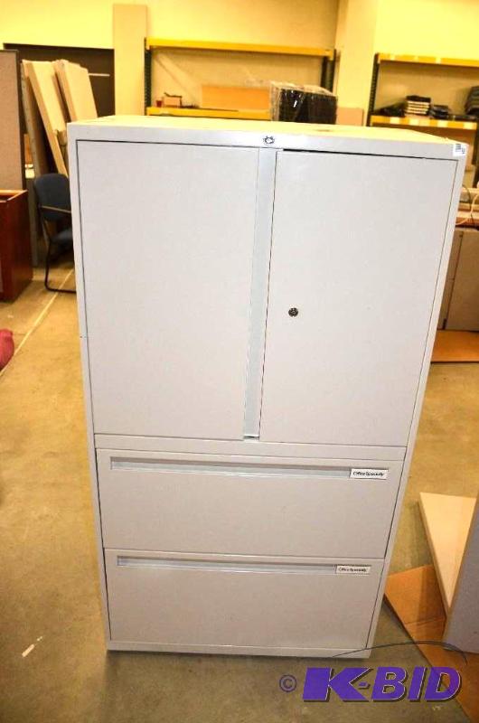 lot 124 image: Storage cabinet 18x30x56"...
