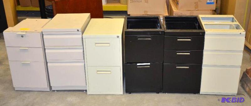 lot 130 image: 6 metal file cabinets...