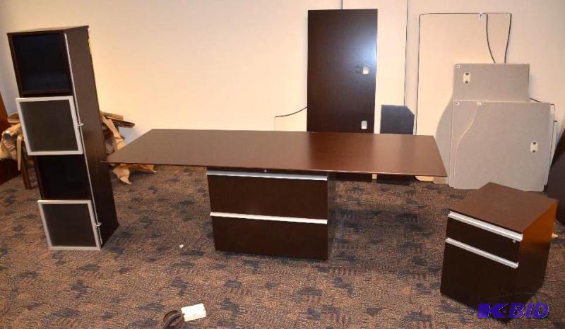 lot 213 image: Desk suite - desk 84x30", file 30",...
