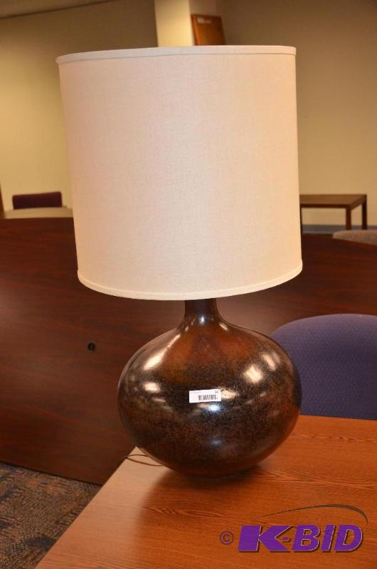 lot 34 image: Lamp 38" tall...