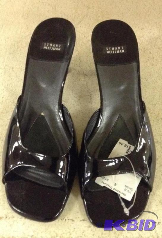 Stuart Weitzman Size 7.5 Black Patent Shoes