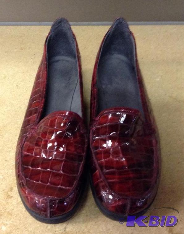 Womens Stuart Weitzman Walking Shoes