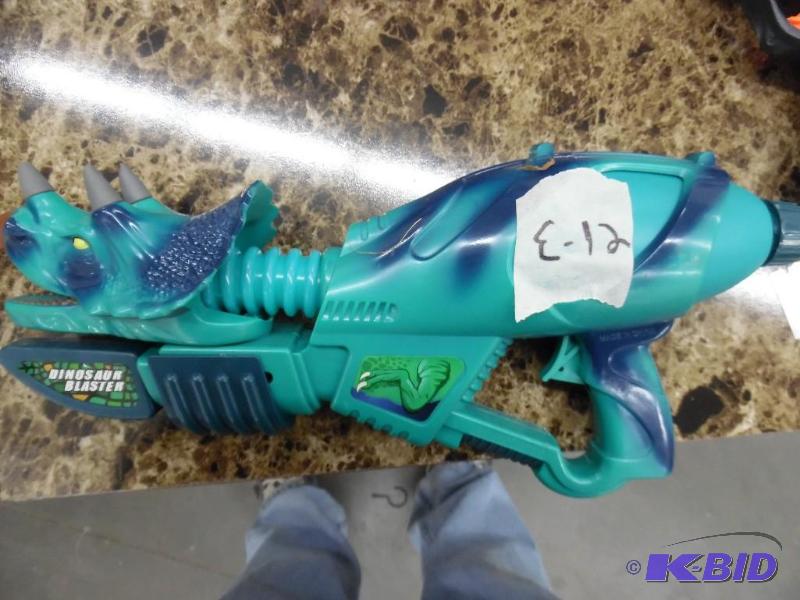 WATER TOY