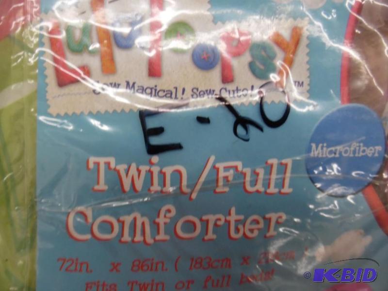 TWINFULL SIZE COMFORTER