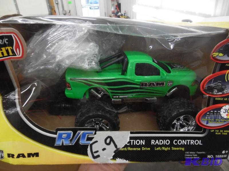 REMOTE CONTROL TRUCK