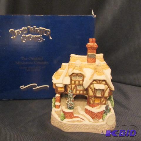 lot 136 image: Miss Belles Cottage