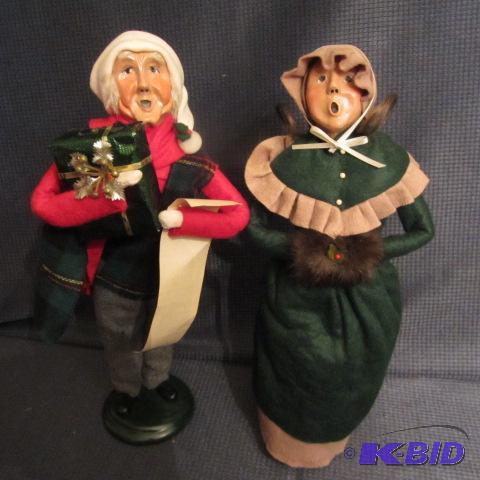 lot 162 image: Carolers, Byers Choice