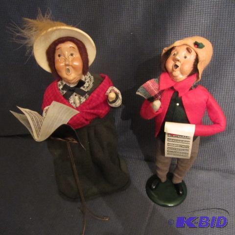 lot 166 image: Carolers, Byers Choice