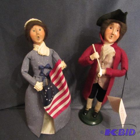 lot 180 image: Carolers, Byers Choice