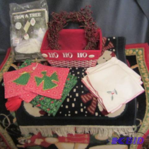 lot 200 image: Christmas Rugs, Table Linens