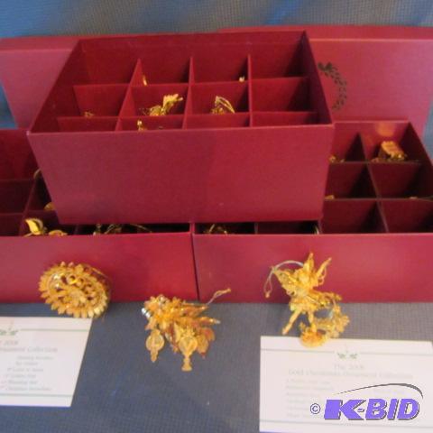 lot 204 image: Gold Christmas Ornaments