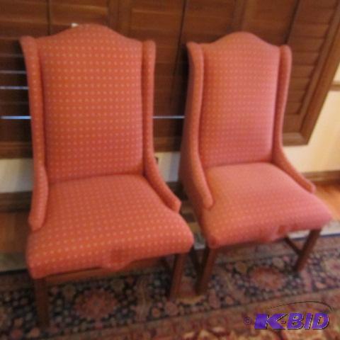 lot 22 image: Ethan Allen Upholstered Chairs