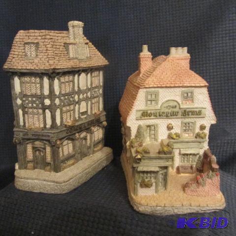 lot 222 image: David Winter Cottages