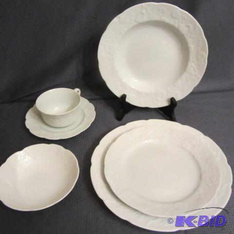 lot 237 image: Dansk China