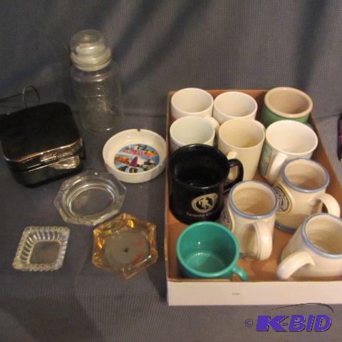 lot 248 image: Ashtrays, Mugs